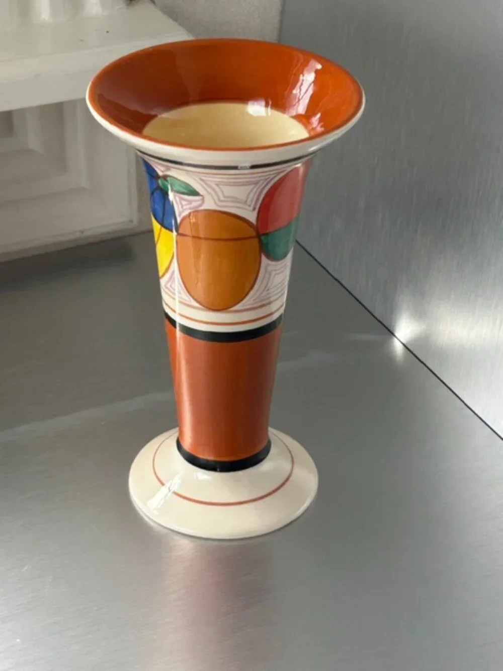 Art Deco-style vase - Clarice Cliff Melon Pattern - MMA